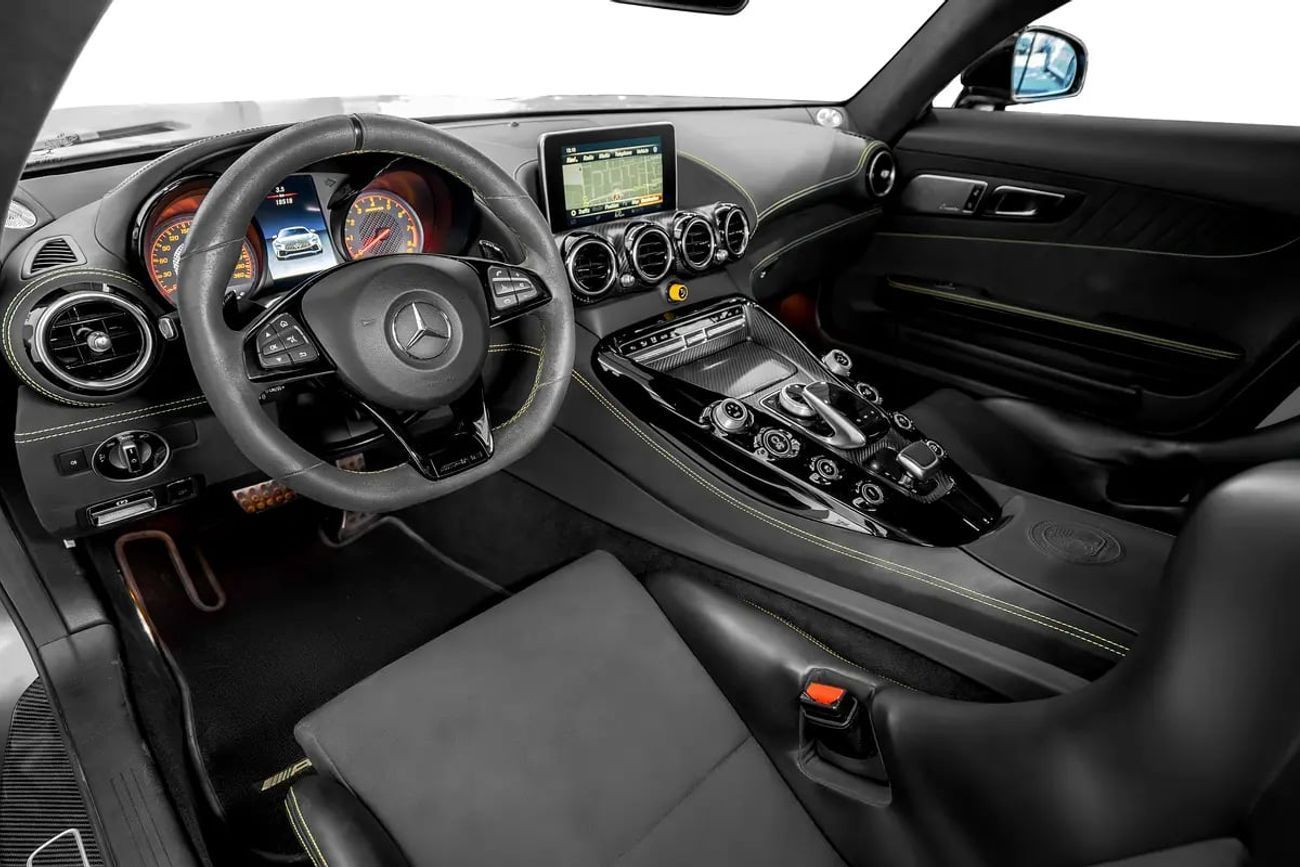 مرسيدس بنز AMG GTR 0% Downpayment | AED 8,411 P/M | Warranty and Service Package Available