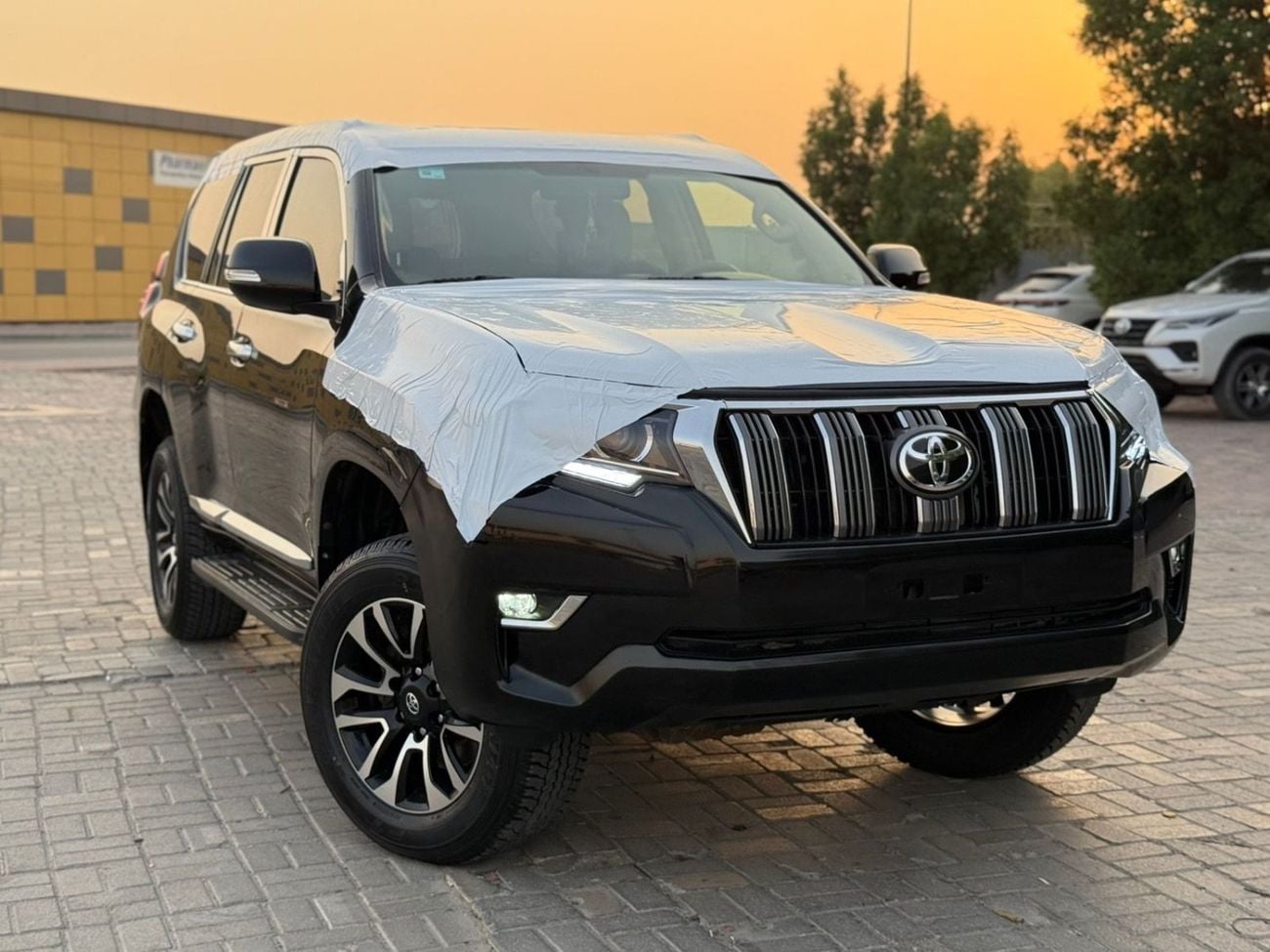 تويوتا برادو TX-L 2.7L (271 HP)