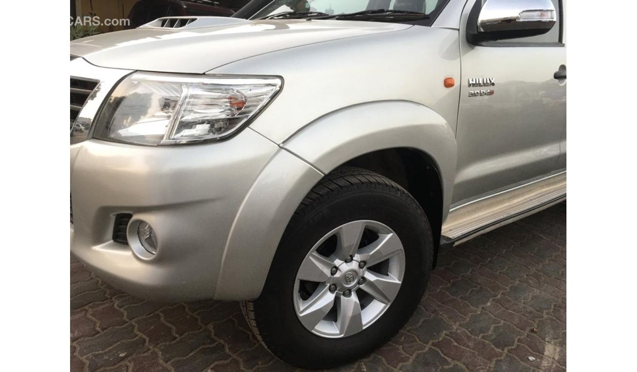 Toyota Hilux Turbo diesel 3.0 L full option