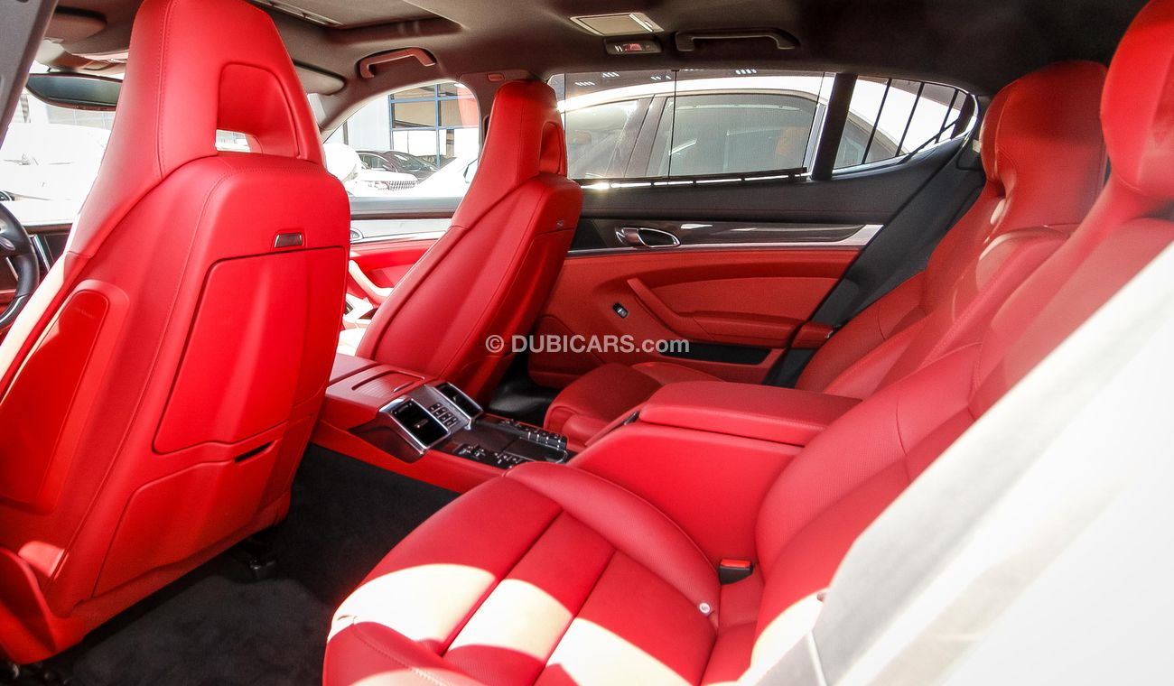 Porsche Panamera Executive