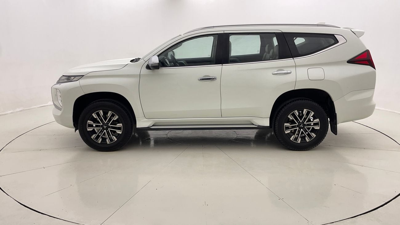 ميتسوبيشي مونتيرو سبورت GLS PREMIUM 3 | بدون دفعة مقدمة | اختبار القيادة في المنزل