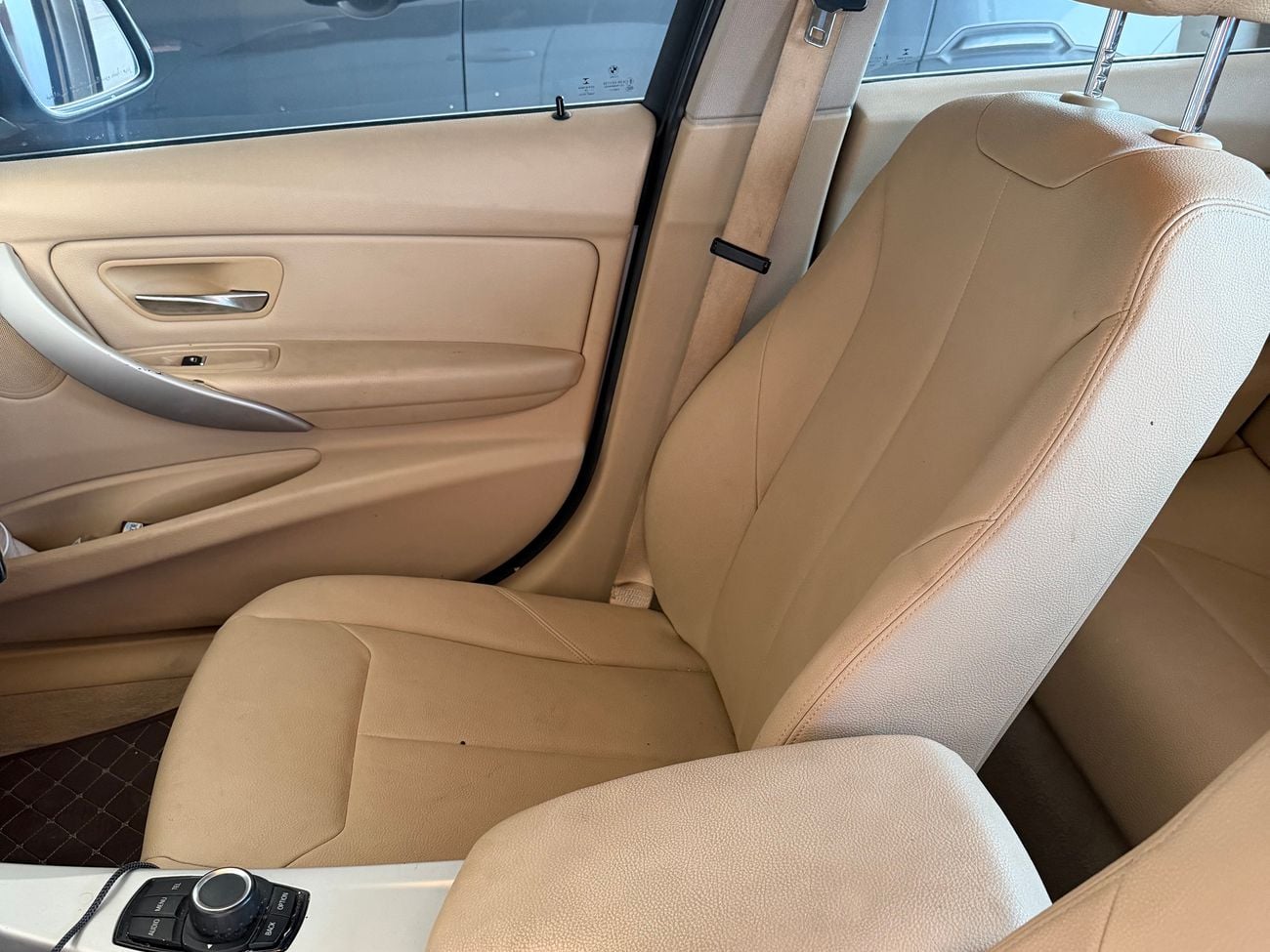 BMW 318i