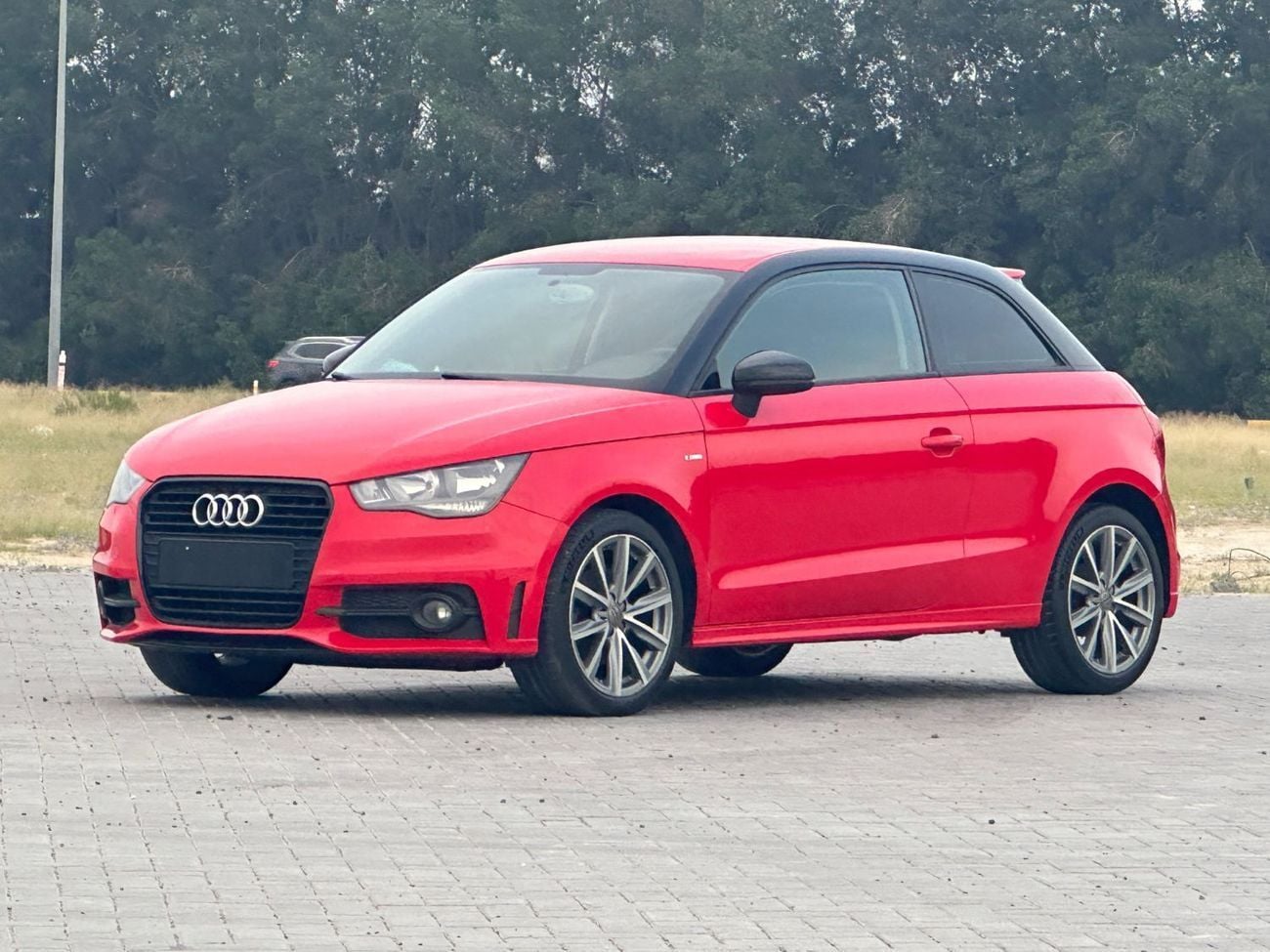 Audi A1 AMBITION S-LINE S-Line 1.4L