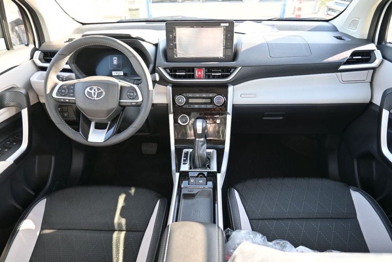 Toyota Veloz GX Toyota VELOZ 1.5L Petrol, FWD, SUV, 5 Doors, Model 2024, Color White