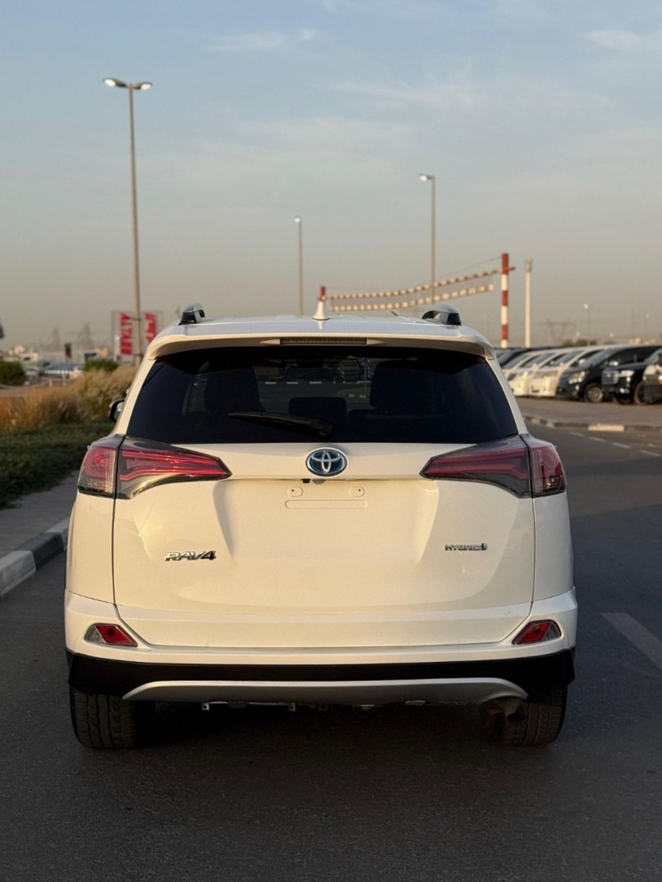 تويوتا راف ٤ Hybrid Toyota RAV4 2018