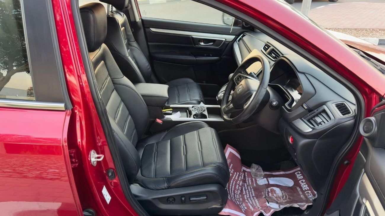 Honda CRV 1.5L AUTOMATIC PETROL | RHD | 4WD | REAR CAMERA, LEATHER SEATS & PUSH START