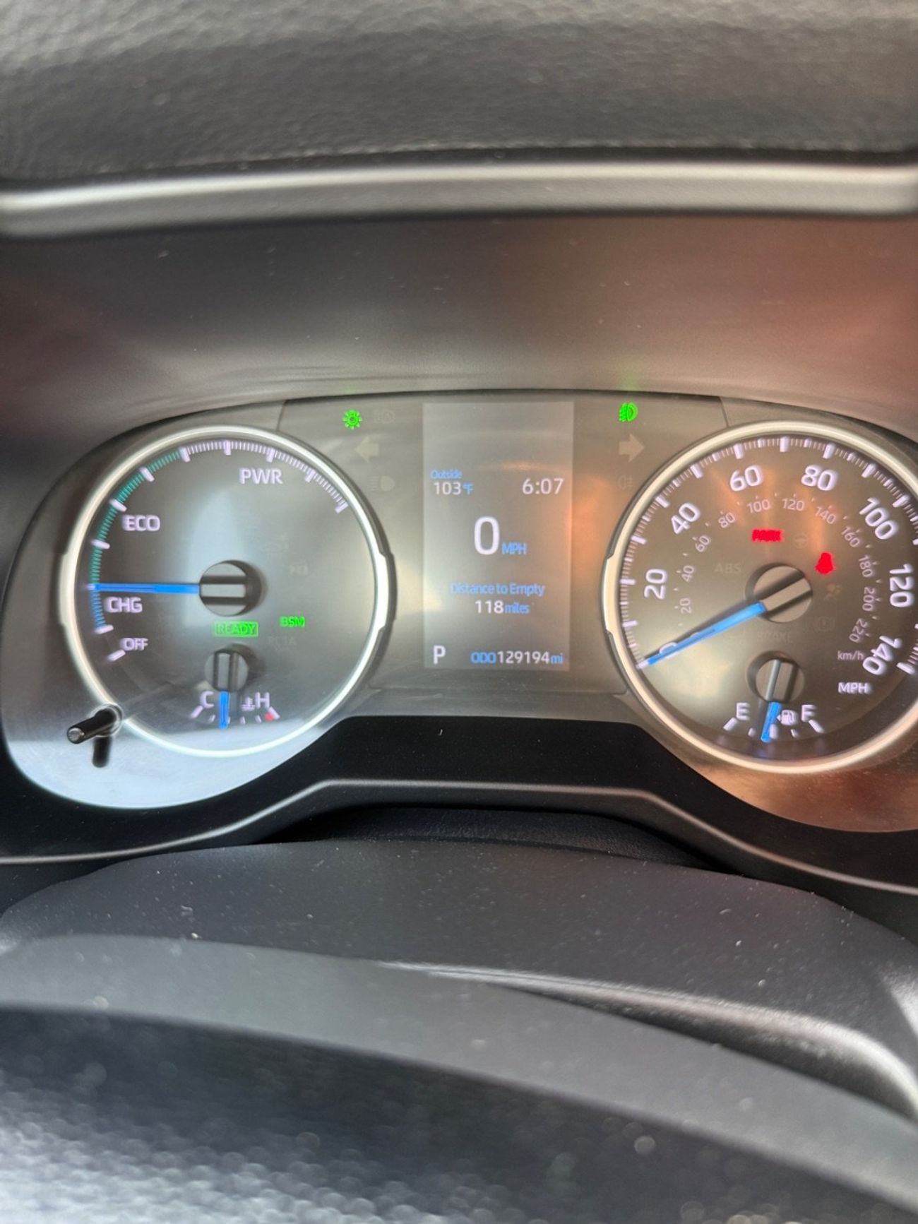 تويوتا راف ٤ RAV4 Xle Hybrid 4x4 AWD