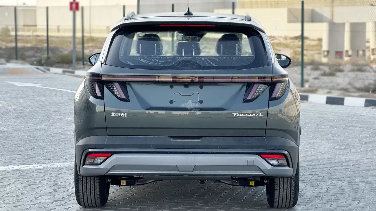 Hyundai Tucson Hyundai /TUCSON/0ST17 1.5L Luxury AT