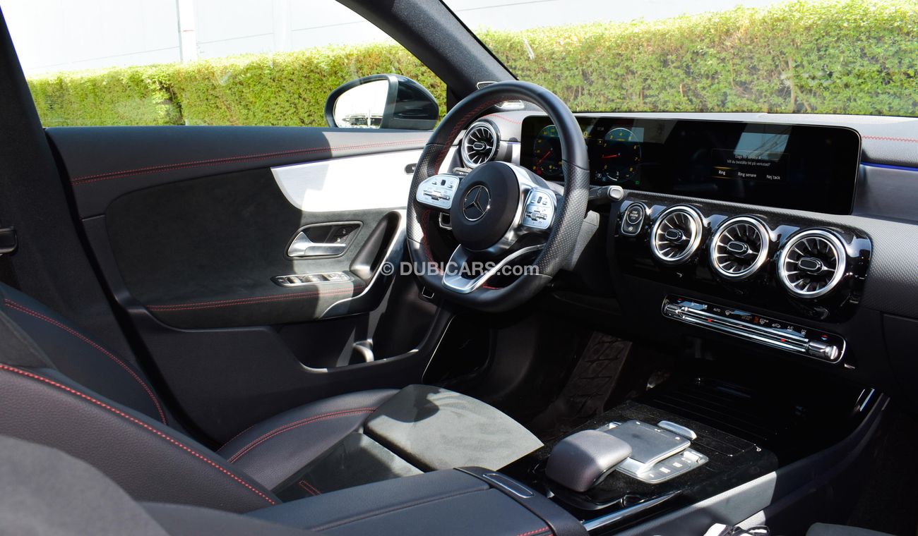 Mercedes-Benz CLA 200 Coupe | Night Package | 2022