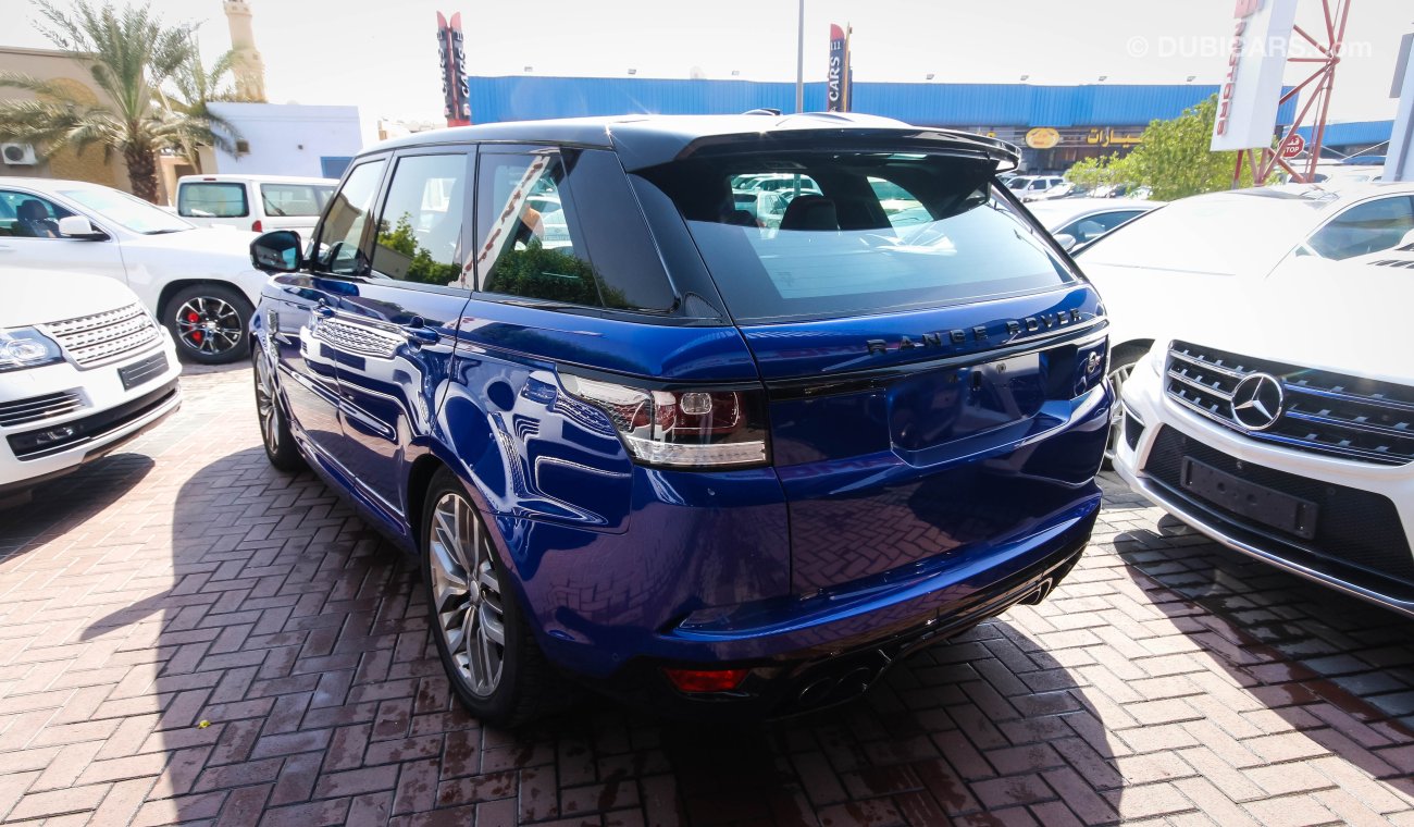 Land Rover Range Rover Sport SVR