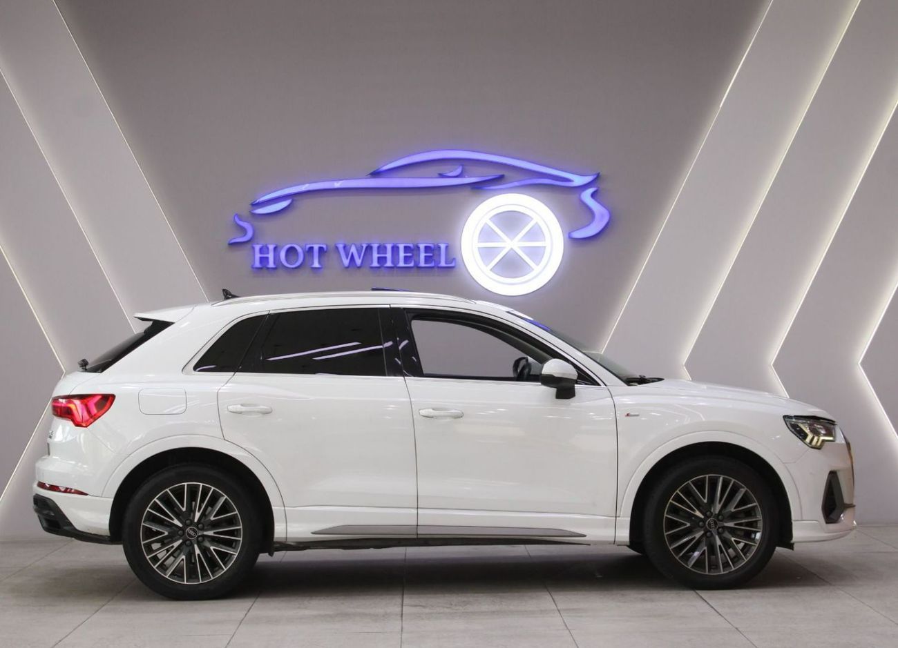 Audi Q3 40 TFSI - S Line | 2023