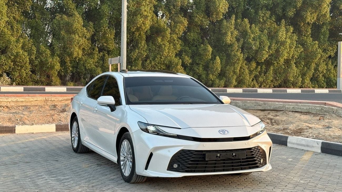 تويوتا كامري GLE 2.5L