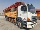Hino 700