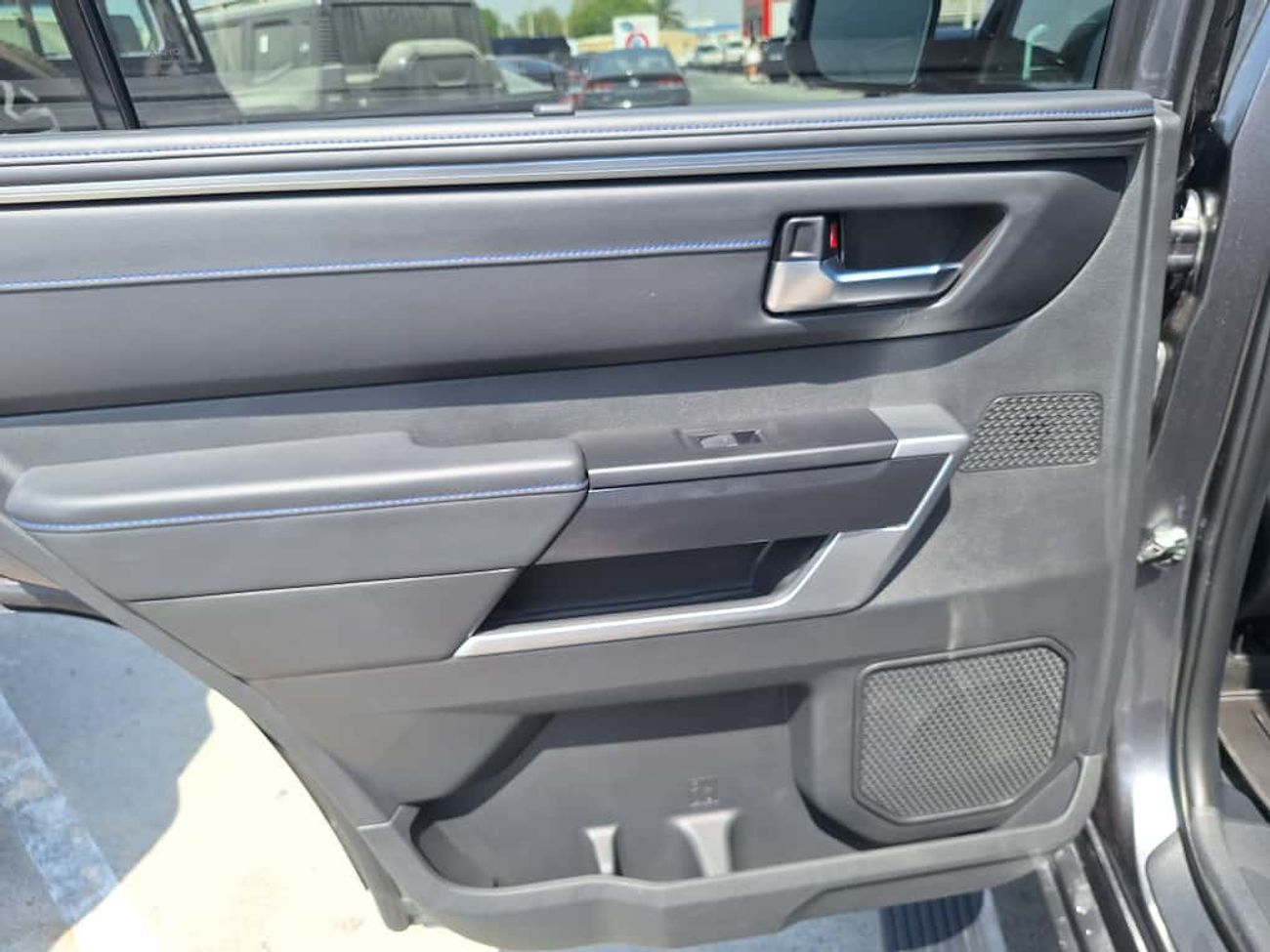 Toyota Sequoia 2024 TOYOTA SEQUOIA PLATINIUM 4WD HYBRID