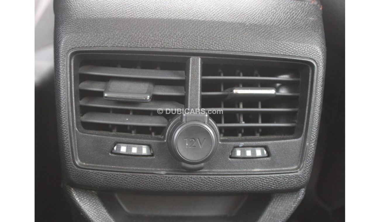 Peugeot 3008 PEUGEOT 3008 WHITE GCC EXCELLENT CONDITION  WITHOUT ACCIDENT