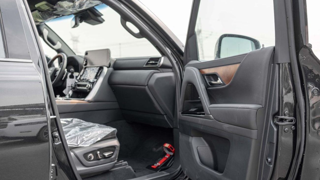 Lexus LX 700h 2025 Lexus LX700h VIP 3.5L AT Hybrid