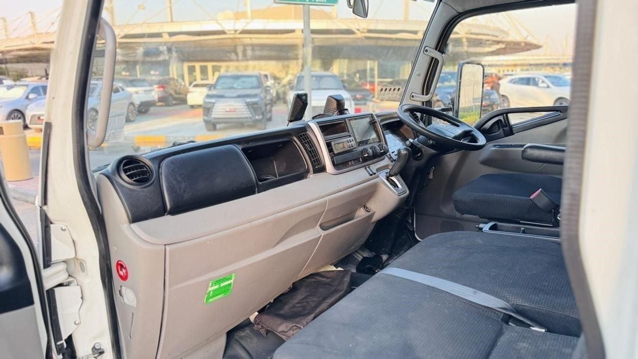 ميتسوبيشي فوسو كانتير -