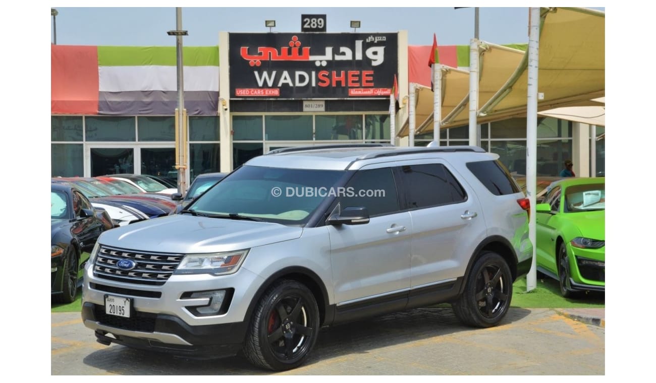 Ford Explorer XLT CLEAN CAR //AIR BAGS//FULL OPTION//PANORAMIC