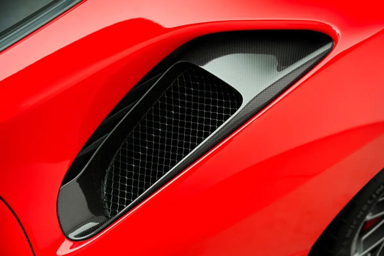 Ferrari 488 Pista PILOTI WITH 7 YEARS WARRANTY