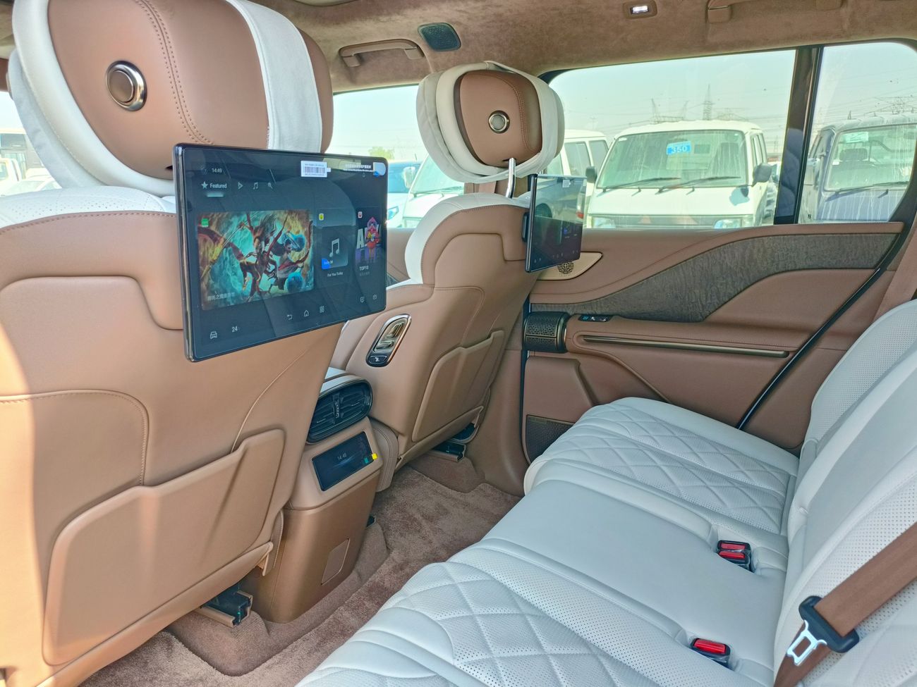 Yangwang U8 Luxury version