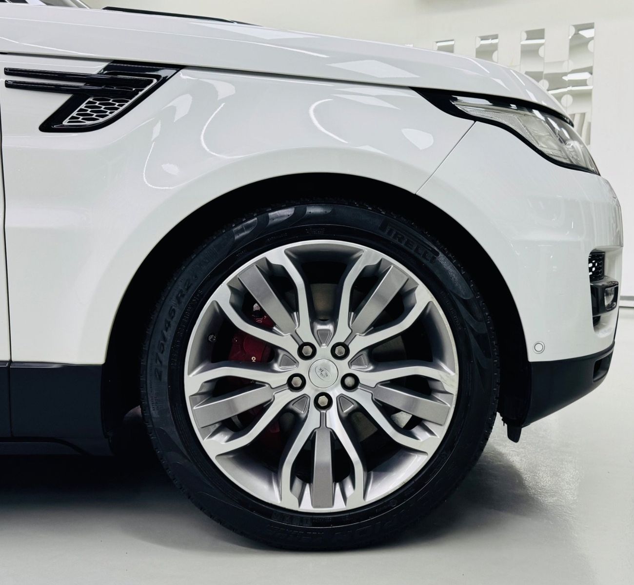 Land Rover Range Rover Sport HSE Dynamic 5.0L (510 HP)