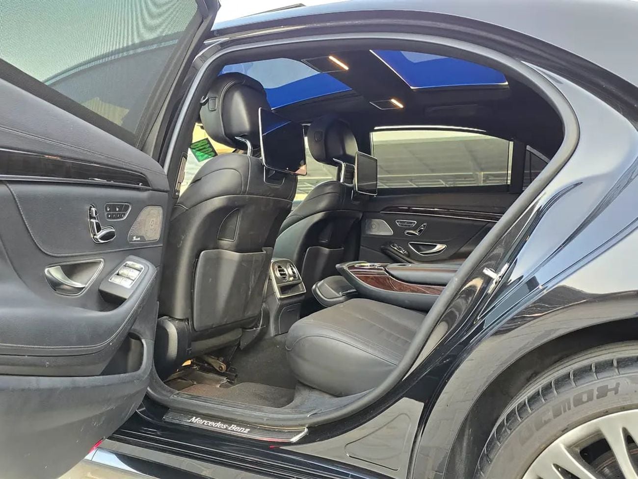 مرسيدس بنز S 560 S 560 | Pristine Condition | Luxury Sedan