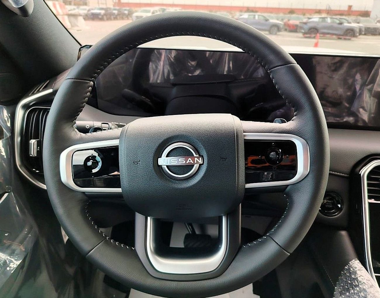 نيسان باترول Nissan Patrol SE T2 3.8l petrol 4WD Gcc White inside black Color 2026 model