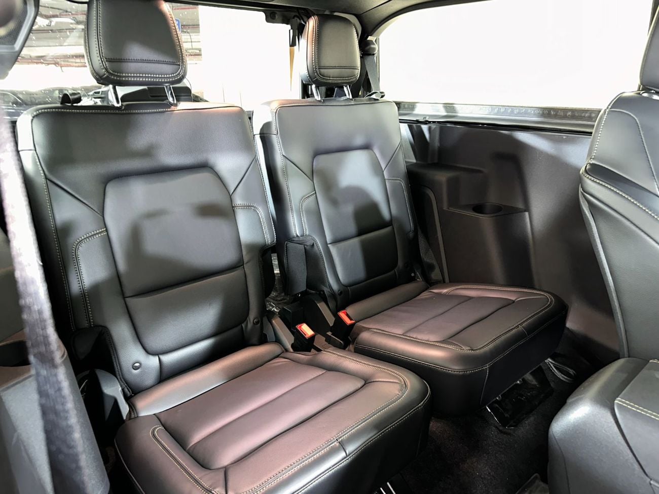 فورد برونكو BADLANDS B2D1725 / AL TAYER MOTORS /AL QOUZ SHOWROOM
