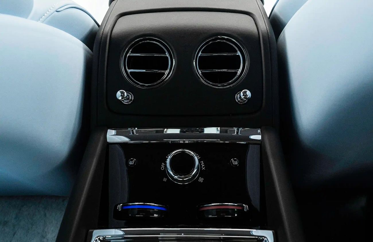 رولز رويس سبيكتر Dual Electric Motors | Warranty