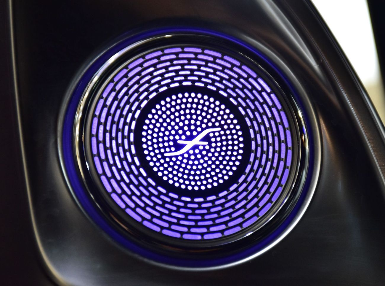 Mercedes-Benz GLC 300 EXCELLENT DEAL for our Mercedes Benz GLC 300 4Matic ( 2019 Model ) in Black Color American Specs