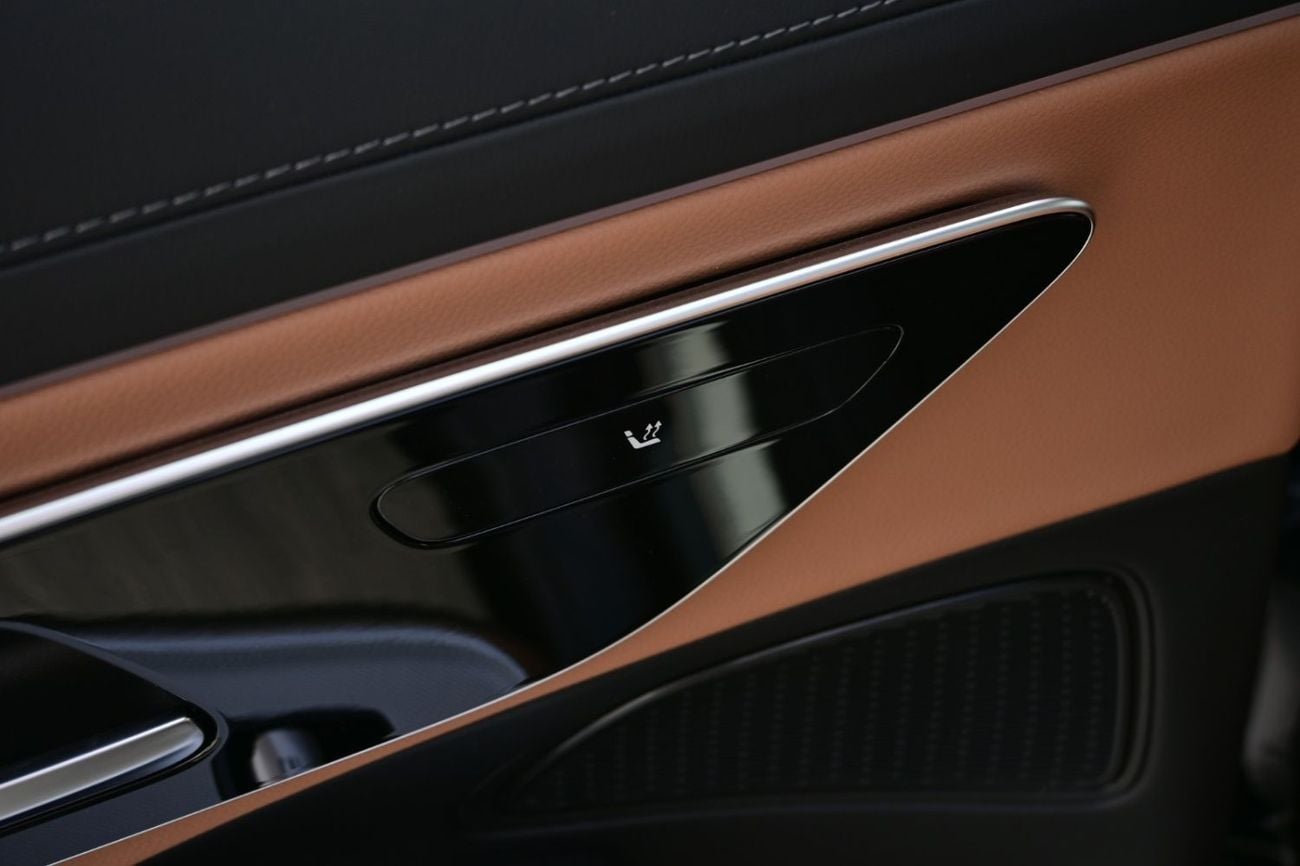 Mercedes-Benz E200 Mercedes-Benz E200 2.0L Turbo + Mild Hybrid Color Black Model2026