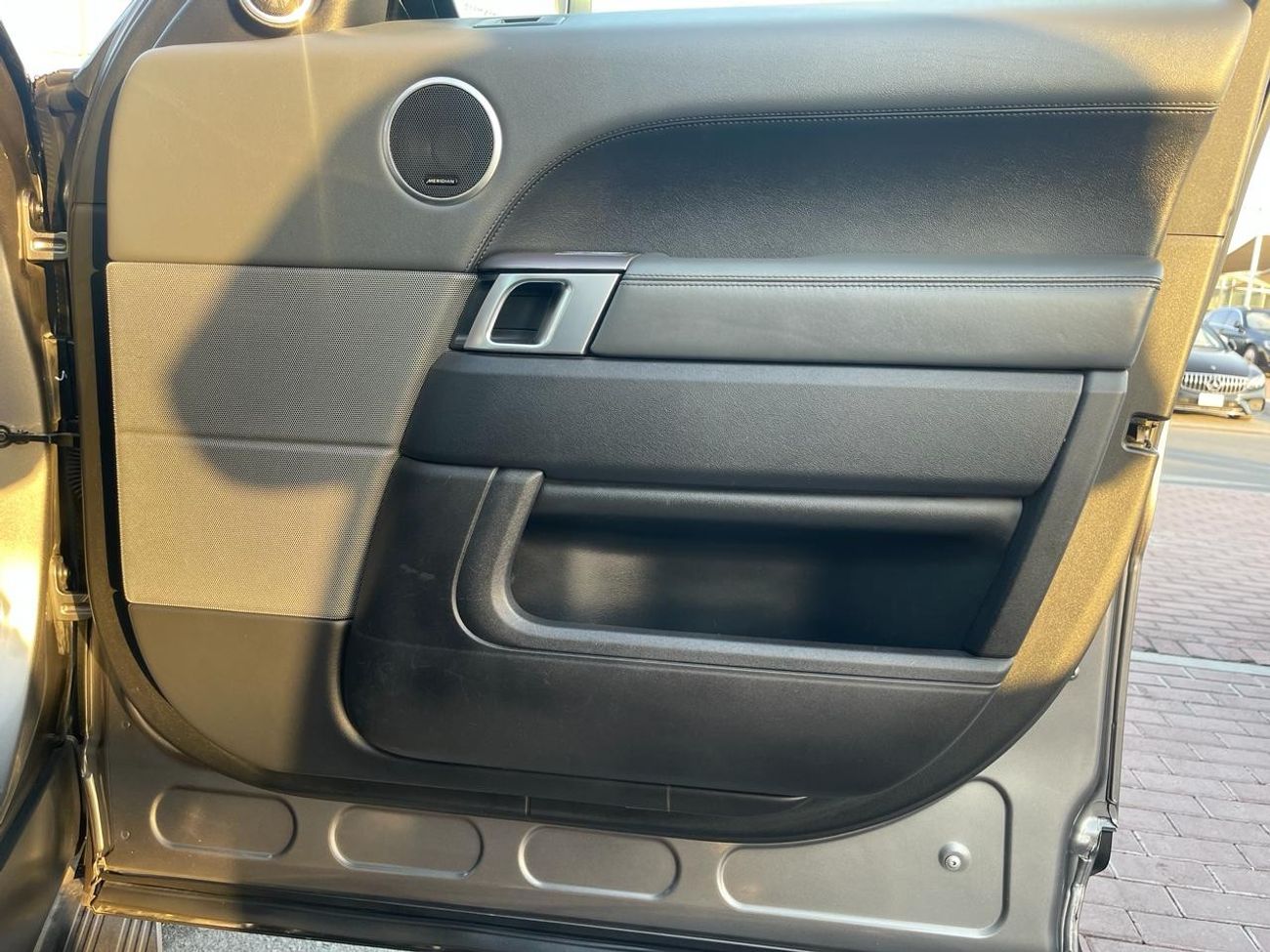 Land Rover Range Rover Range Rover 7 seats SE_GCC_2015_Excellent Condition _Full option