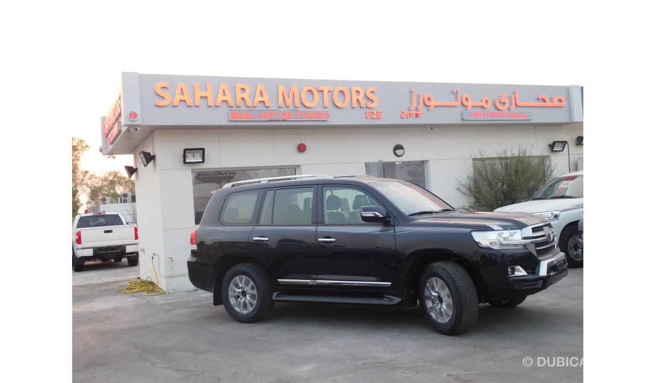 Toyota Land Cruiser MODEL 4.6 V8PETROL AUTOMATIC