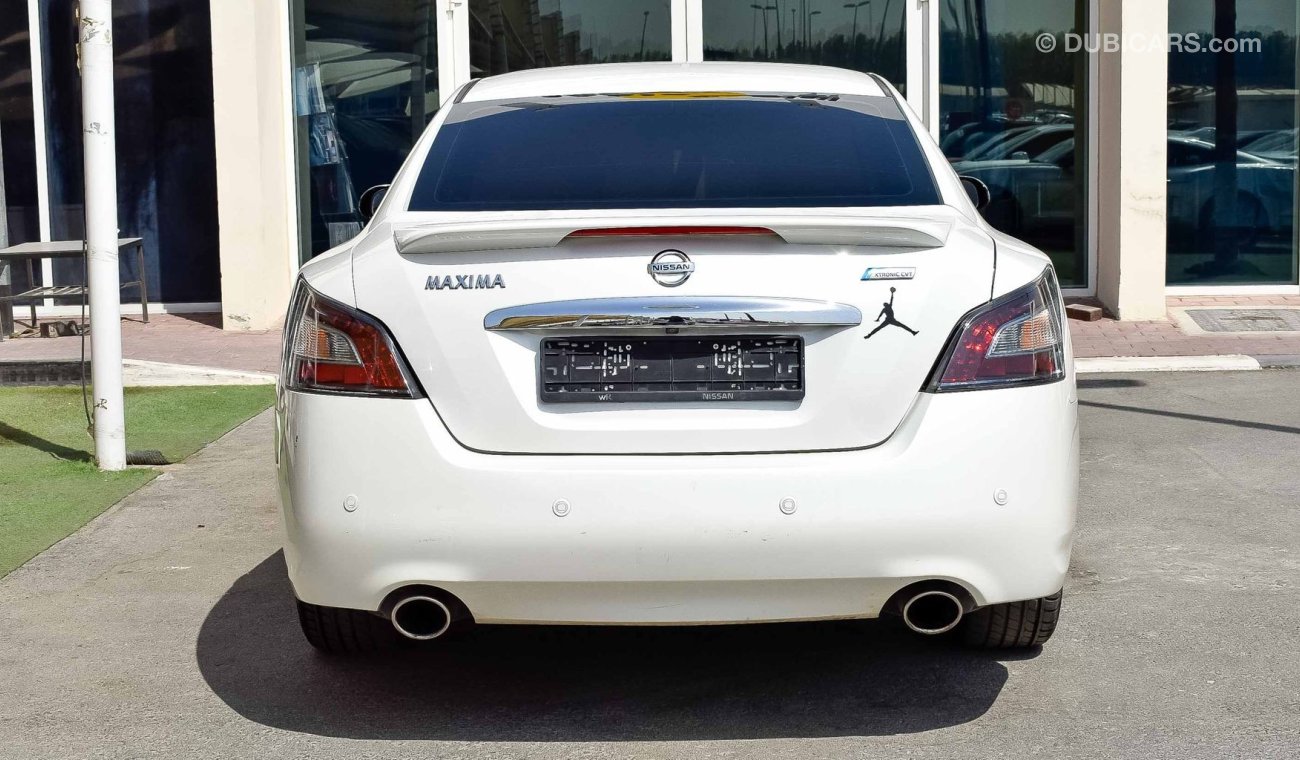 Nissan Maxima Full Option 2015 GCC Specs