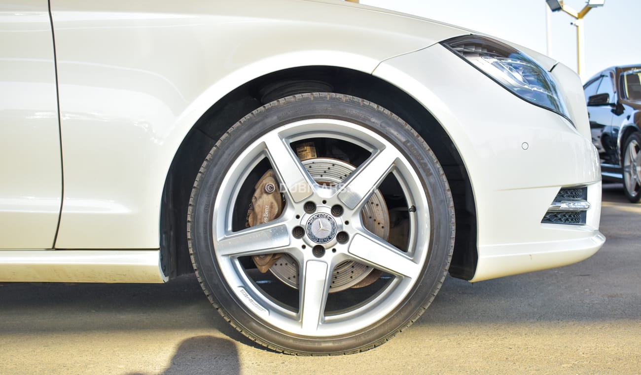 Mercedes-Benz CLS 350 550 Badge