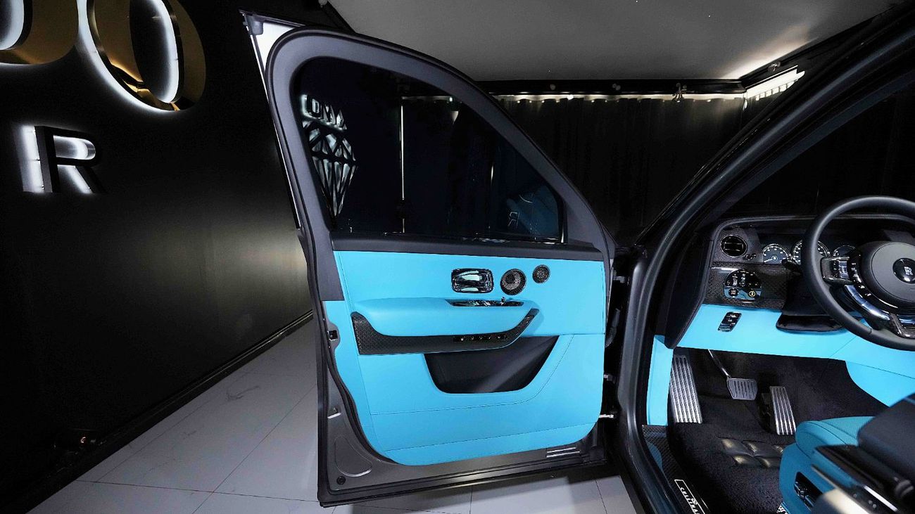 Rolls-Royce Cullinan | BLACK BADGE | IMMACULATE CONDITION | 2023 | V12 | 593 HP