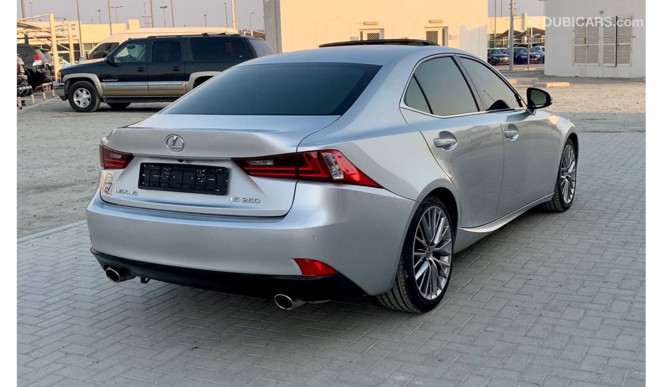 Lexus IS250 Lexus IS 250 / 2015 / GCC / V6 / IN VERY GOOD CONDITION