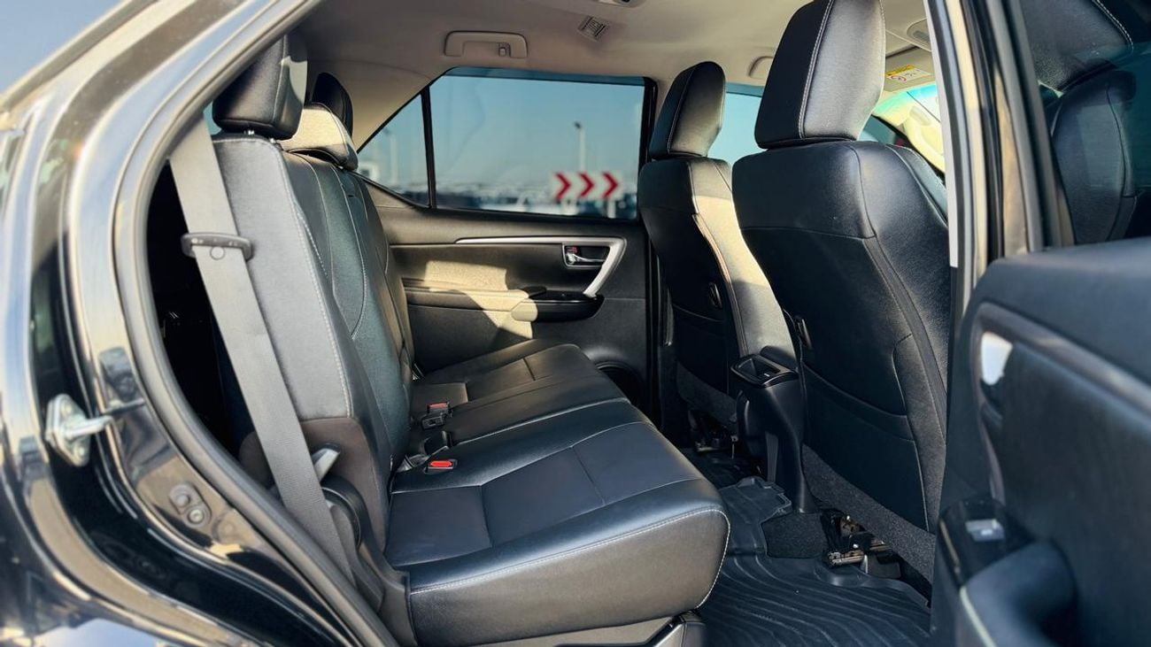 Toyota Fortuner 2025 | 2.8L DIESEL | AUTOMATIC TRANSMISSION | RIGHT HAND DRIVE | DIGITAL AC | DIGITAL ODOMETER | ELE