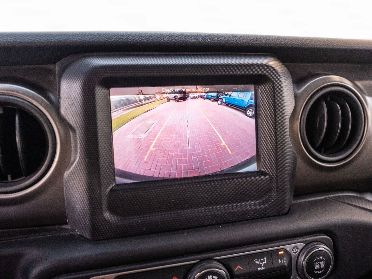 Jeep Wrangler Unlimited Sport S 3.6L A/T