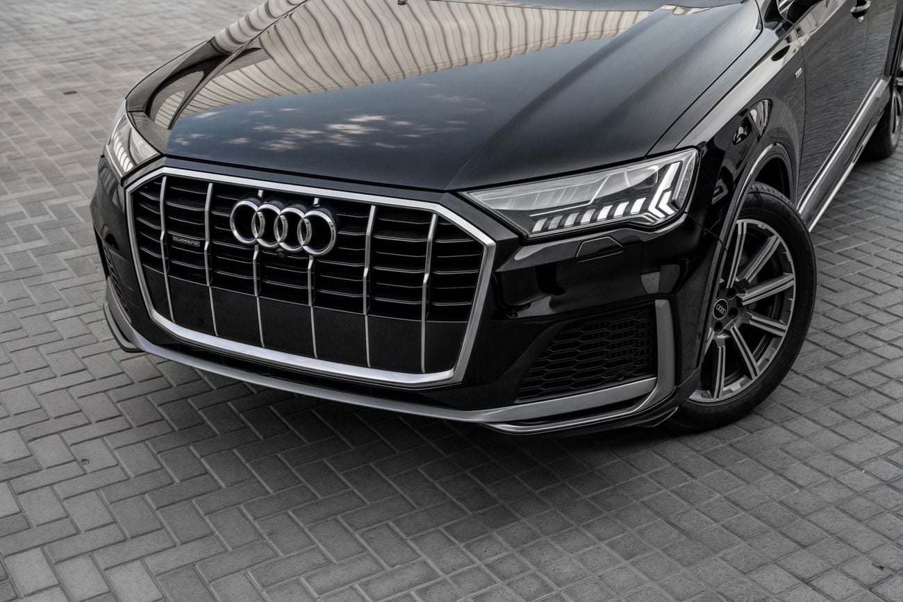 Audi Q7 Q7 S-Line | 3,819 P.M | 0% Downpayment | Excellent Condition!