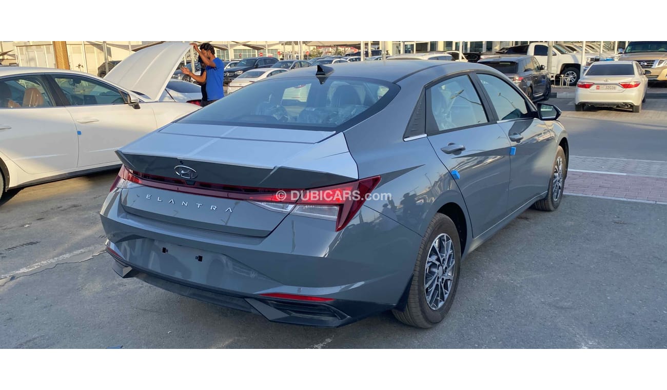 هيونداي إلانترا لون اسمنتي GCC خليجي 0 km