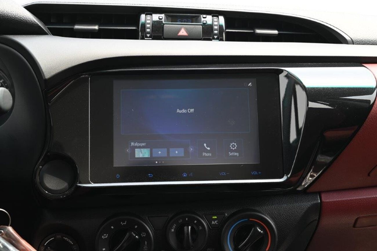 Toyota Hilux Double Cabin DLX-G 2.7L 4WD Automatic