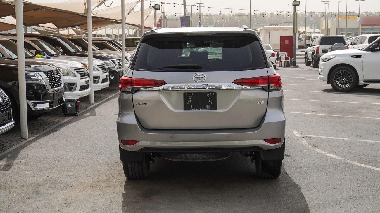 Toyota Fortuner GXR V6