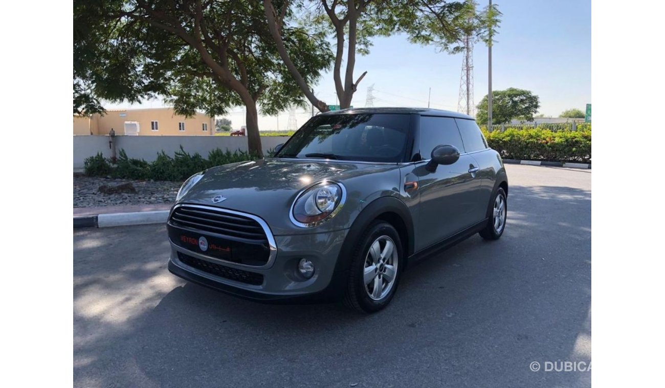 Mini Cooper = FREE REGISTRATION = WARRANTY = PERFECT CONDITION =