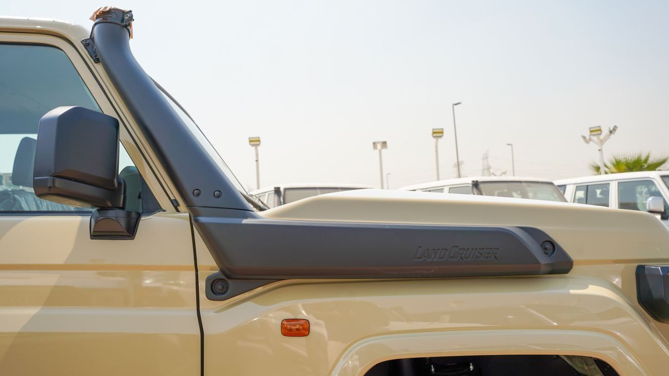 Toyota Land Cruiser Pick Up TOYOTA Land Cruiser 79 4.0 DC – Basic + Diff Lock