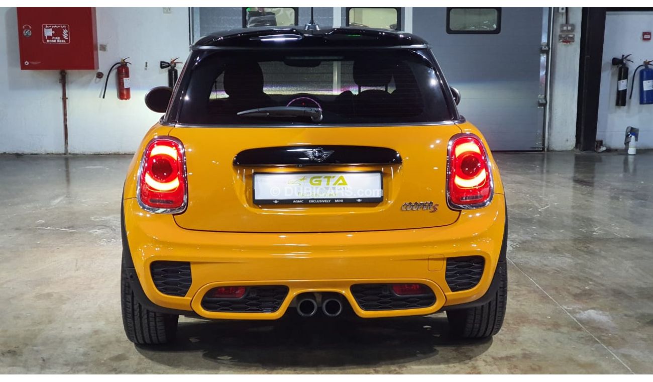 ميني كوبر إس 2016 Mini Cooper S JCW, Warranty, Full History, Excellent Condition, GCC