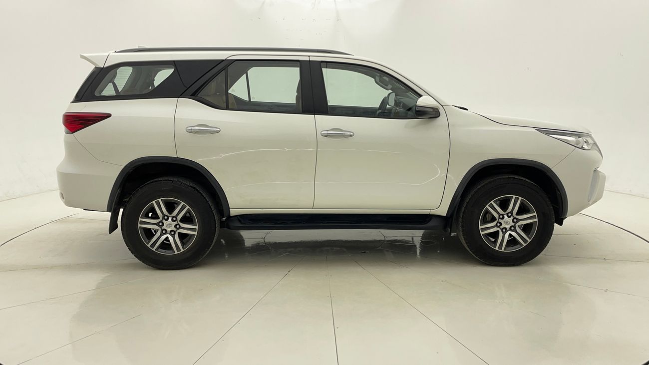 تويوتا فورتونر EXR 2.7 | بدون دفعة مقدمة | اختبار القيادة في المنزل