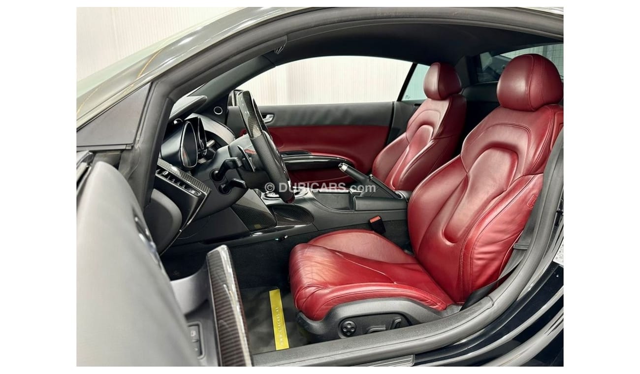 Audi R8 2014 Audi R8 Sport V8, Service History, Carbon Fibre Edition, GCC