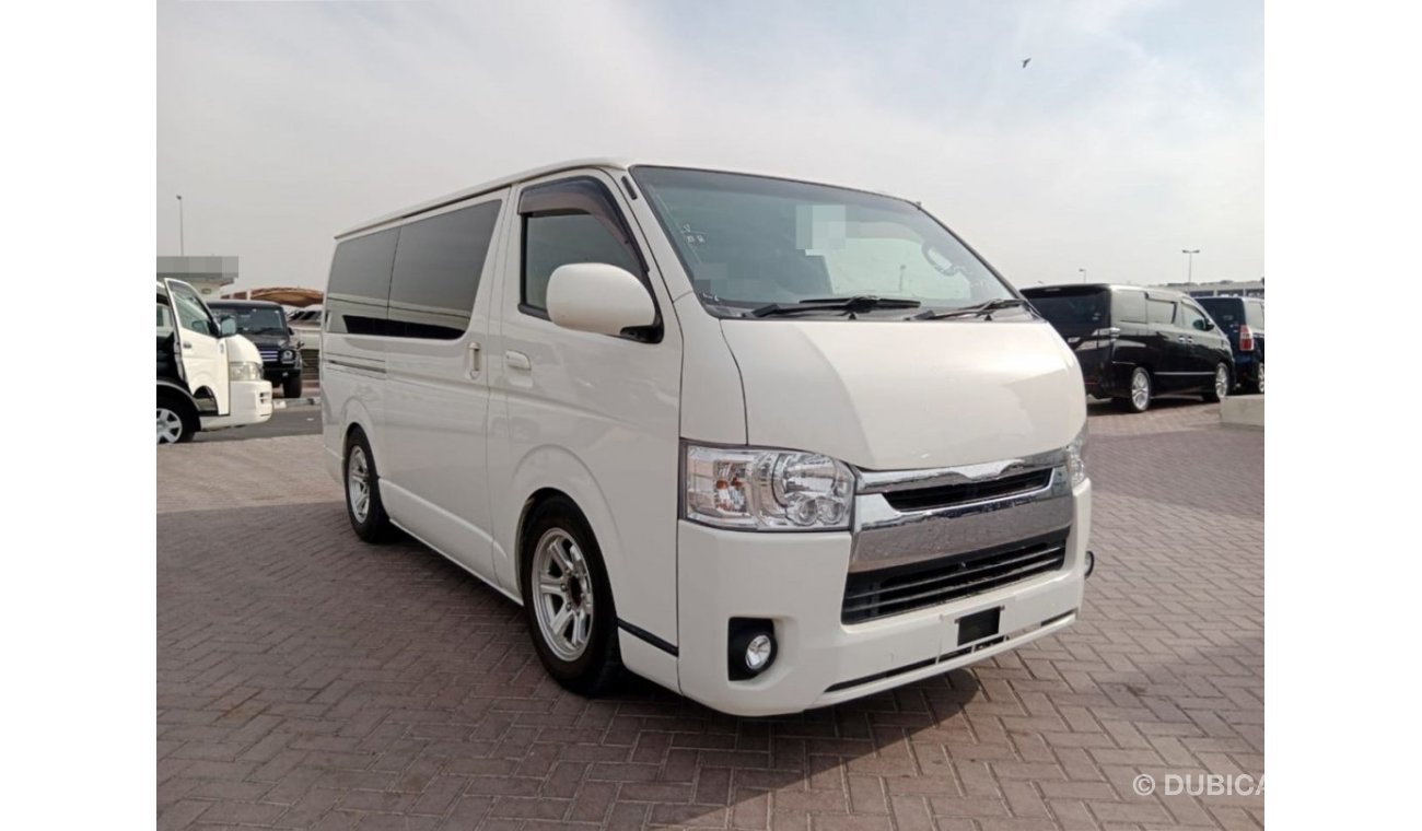 تويوتا هاياس TOYOTA HIACE VAN RIGHT HAND DRIVE(PM46703)