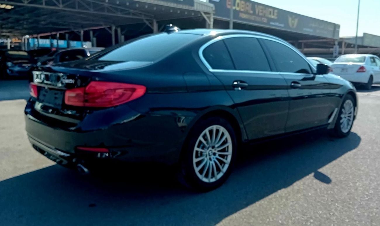 BMW 520i Std 2.0L